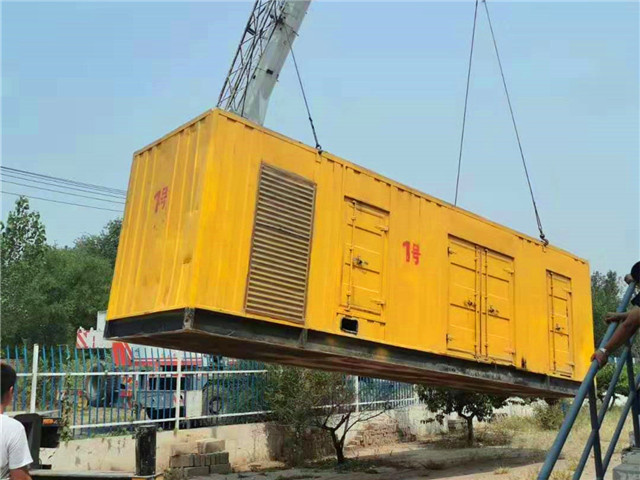 长沙300KW柴油发电机组油耗是多少？