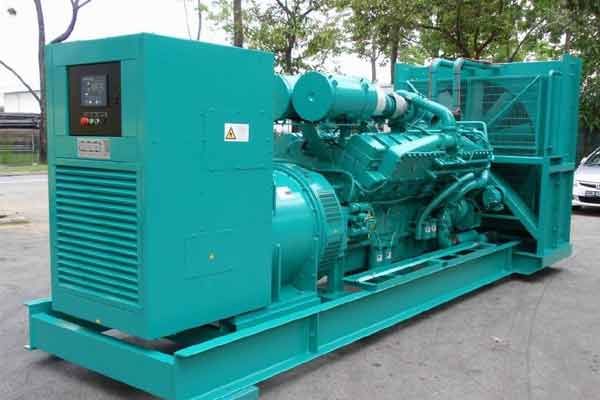 长沙柴油发电机组电压不稳定怎样维修？